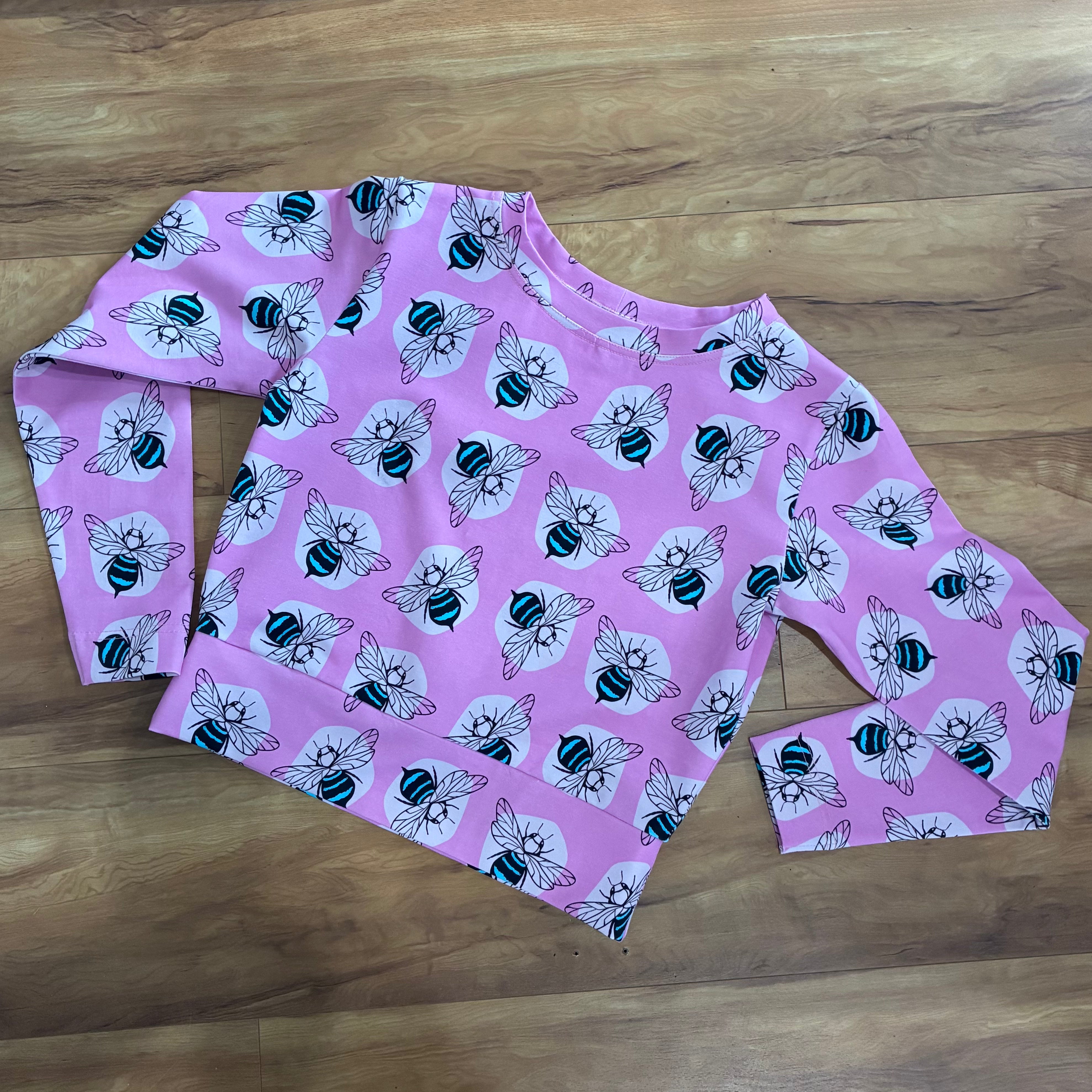 Clea cropped jumper - Native Bees