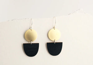 Scoop Earrings - Black