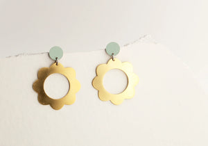 Flower Power Earrings - Mint