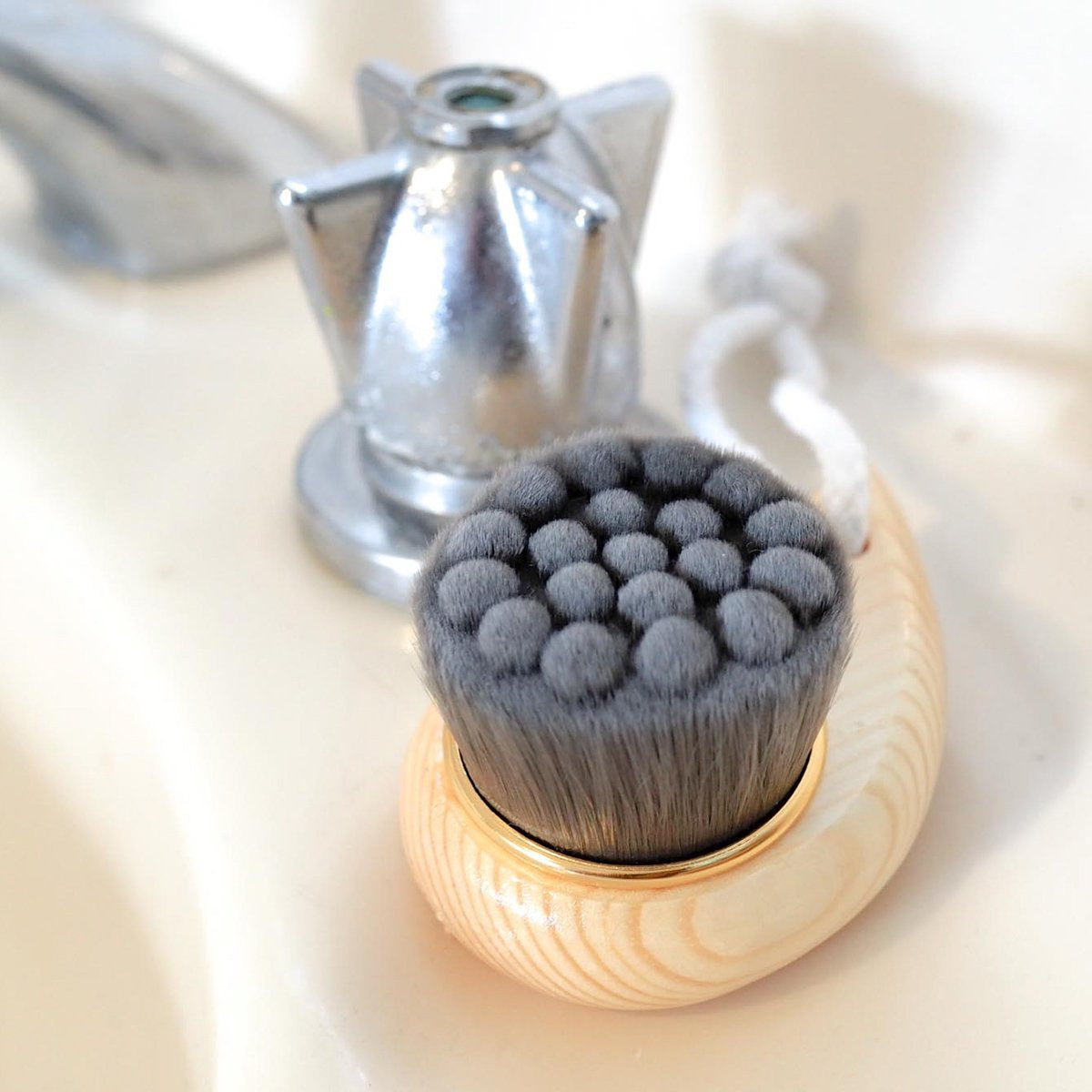 Super Soft Cleansing Brush - Dot and Frankie